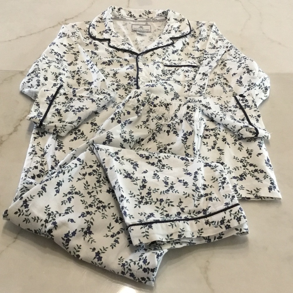 Petite Plume Girls Floral White and Navy Pajama Set